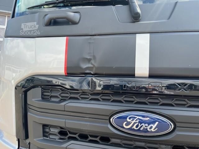 Стандартен влекач Ford Ford F-MAX Silverliner-Edition- leichter Unfall