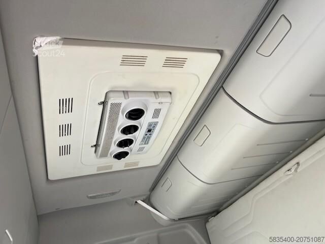 Стандартен влекач Ford Ford F-MAX Silverliner-Edition- leichter Unfall