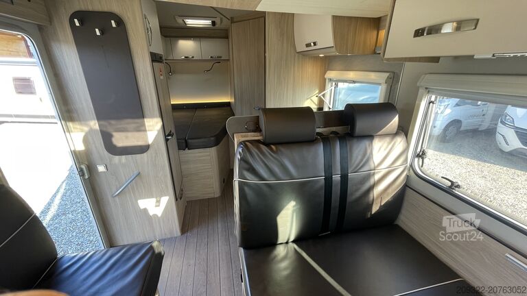 Halvintegrert bobil Fiat Ducato Carasuite 650 MF 5 | 5 Posti Letto | Semintegrato