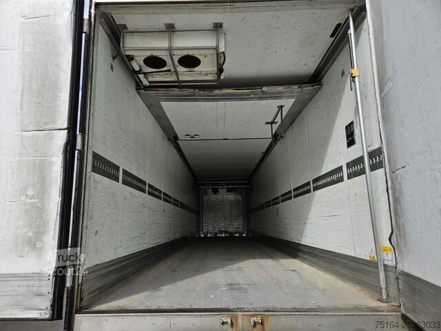 Semirremolque con caja aislada Schmitz Cargobull SKO 24/L-13.4 FP 45 Cool