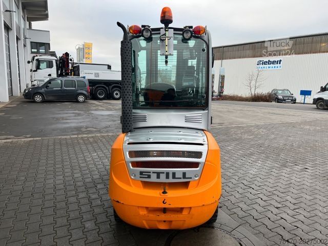 Chariot élévateur frontal STILL RX70-35 / Triplex: 4.80m / nur 325h / SS / Waage