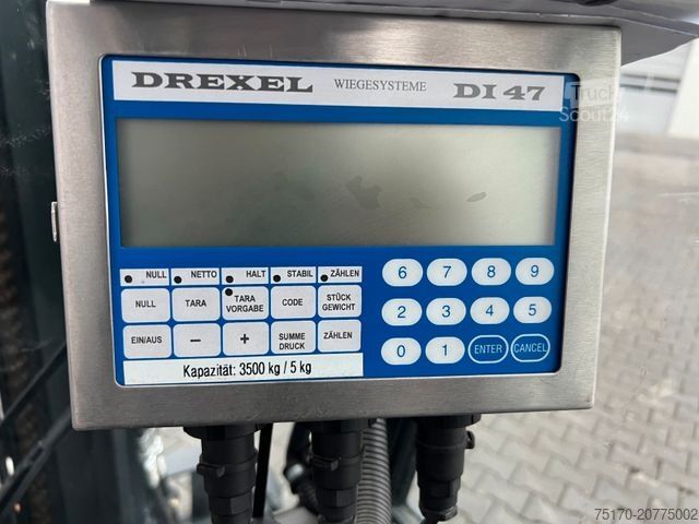 Chariot élévateur frontal STILL RX70-35 / Triplex: 4.80m / nur 325h / SS / Waage