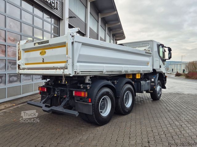 Camion ribaltabile trilaterale IVECO Trakker AT260T41W 6x6 Meiller AHK