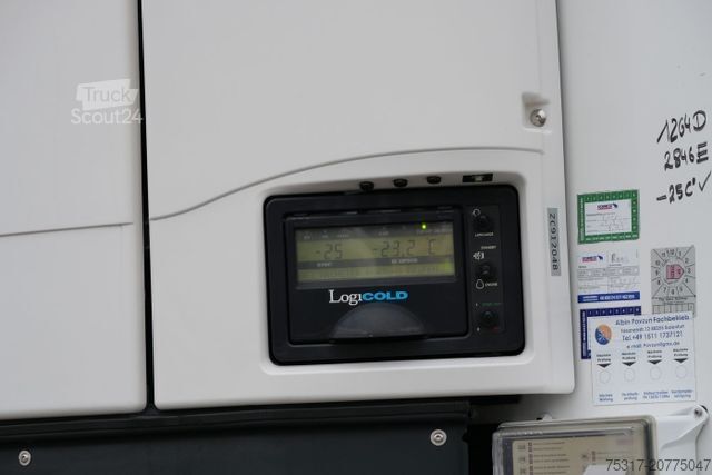Hladilna polprikolica SCHMITZ CARGOBULL SKO 18/ LZG CITY FP 45 / LBW 2000 kg / CARR /TRI