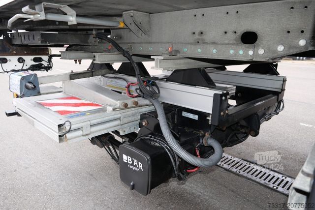 Hladilna polprikolica SCHMITZ CARGOBULL SKO 18/ LZG CITY FP 45 / LBW 2000 kg / CARR /TRI