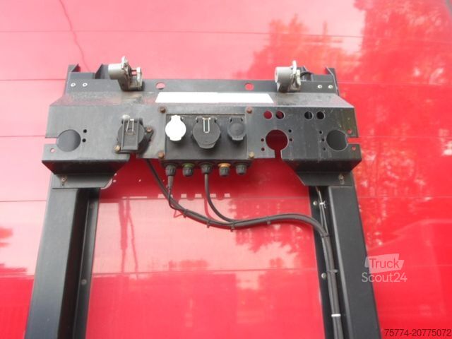 Semi-remorque bâchée SCHWARZMÜLLER Tautliner/ Quick Slider/Getränke