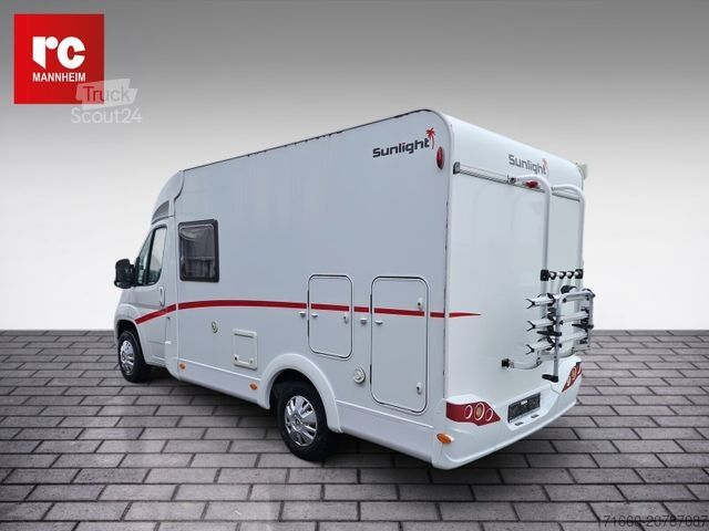 Semi-integrated camper SUNLIGHT V 60