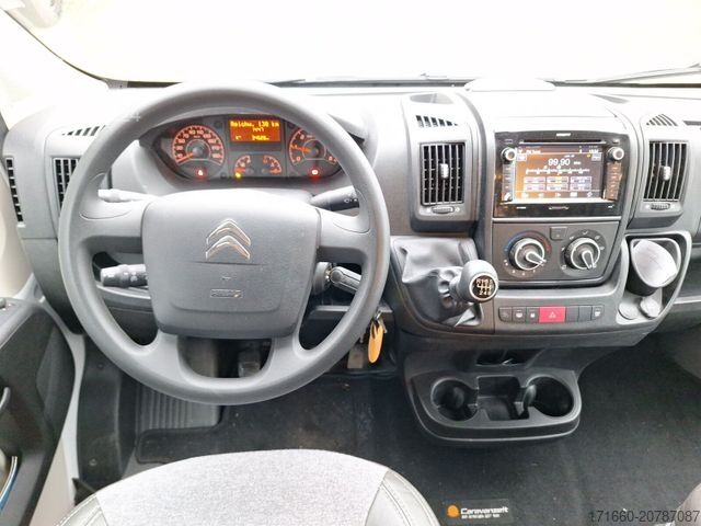 Semi-integrated camper SUNLIGHT V 60