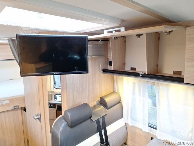 Semi-integrated camper SUNLIGHT V 60