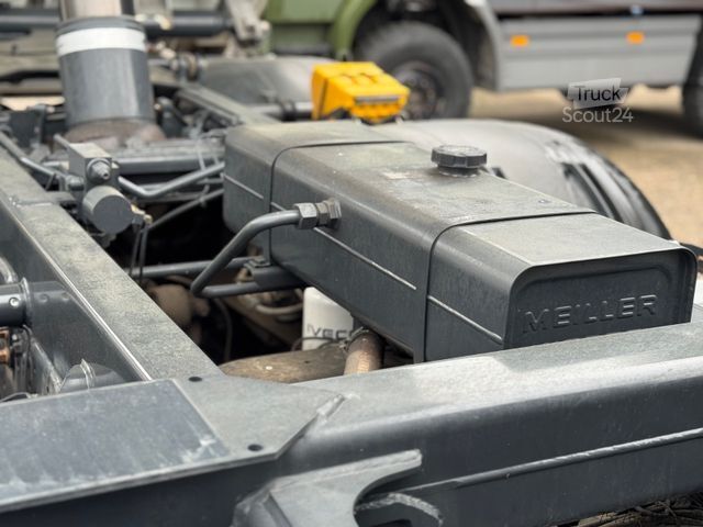 Camión volquete trilateral  MAILLER  TYP D316 Neuwertig  Aufbau für 3-Achser