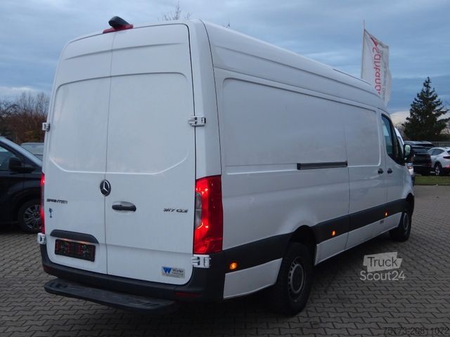 Kühltransporter MERCEDES-BENZ Sprinter III Kasten RWD/AWD 311/315/317/319 CDI