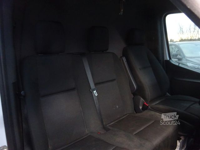 Kühltransporter MERCEDES-BENZ Sprinter III Kasten RWD/AWD 311/315/317/319 CDI