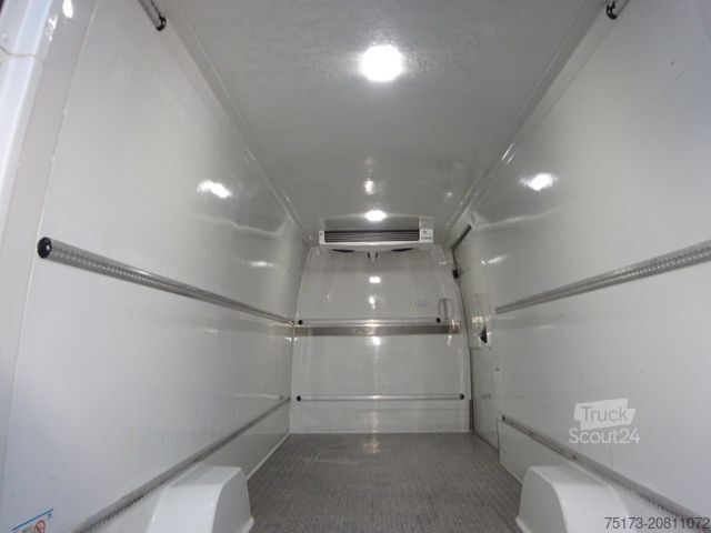 Kühltransporter MERCEDES-BENZ Sprinter III Kasten RWD/AWD 311/315/317/319 CDI