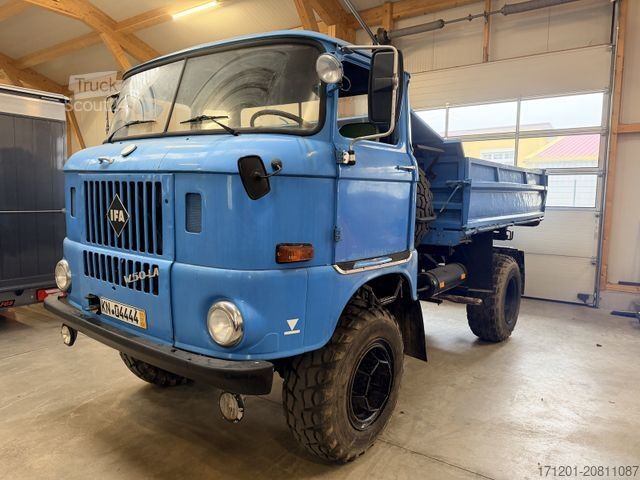 Kombi s prekucnikom W 50 LA/A 4x4 Kipper