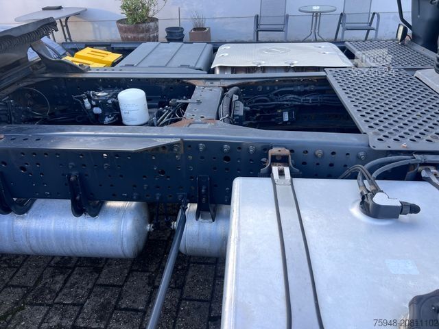 Nákladní vůz na nebezpečné materiály IVECO Stralis 400..ADR..EU6..TÜV 03/sor9 Motor