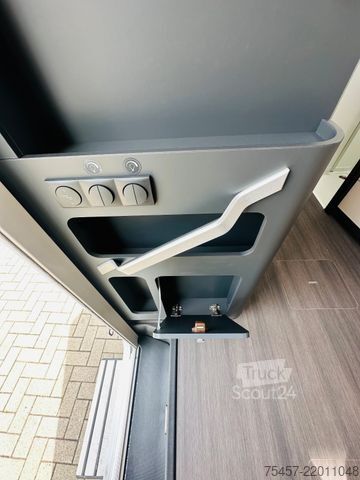 Daļēji integrēta kemperis ADRIA Matrix ALL-IN 650 SL SAFETY / TRUMA 6E / LiFePO