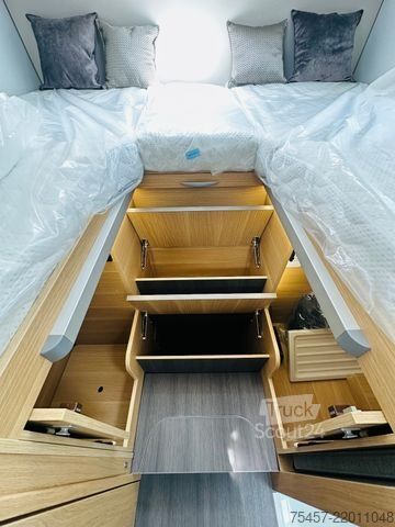 Daļēji integrēta kemperis ADRIA Matrix ALL-IN 650 SL SAFETY / TRUMA 6E / LiFePO