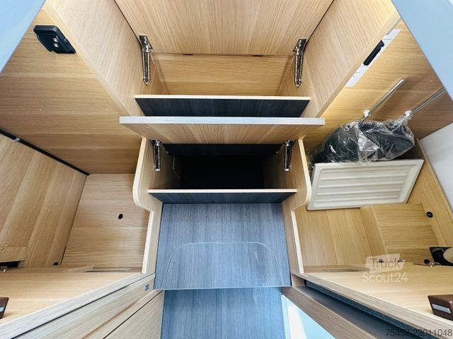 Daļēji integrēta kemperis ADRIA Matrix ALL-IN 650 SL SAFETY / TRUMA 6E / LiFePO