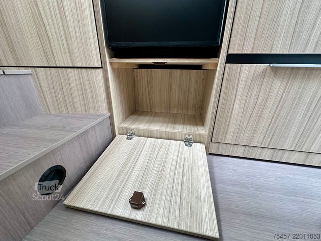 Напівінтегрований кемпер ADRIA COMPACT DL 60Y  Truma 6E Uvm.