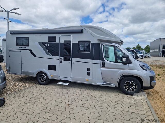 Polintegriran avtodom ADRIA Coral 60Y 670 DL 180PS/Automatik/LED/C6E Uvm