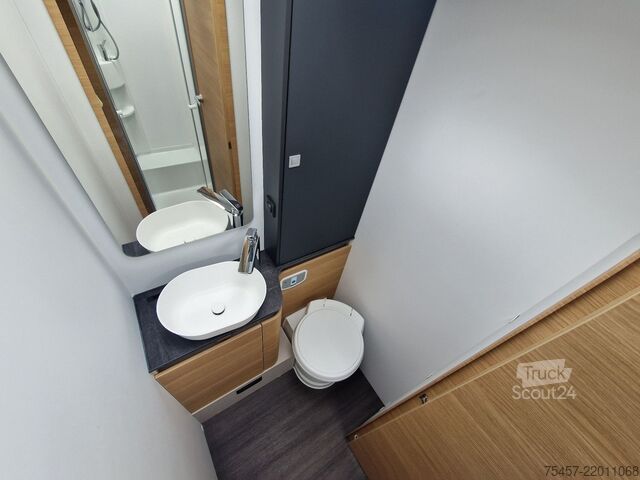 Yarı entegre karavan ADRIA Coral 60Y 670 DL 180PS/Automatik/LED/C6E Uvm