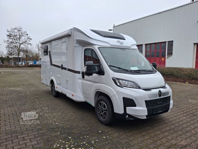 Puoliksi integroitu matkailuauto CARADO T338 S /MJ26 /Markise /Fahrradträger /5Personen