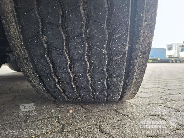 Otevřený návěs s plachtou Schmitz Cargobull Curtainsider Mega