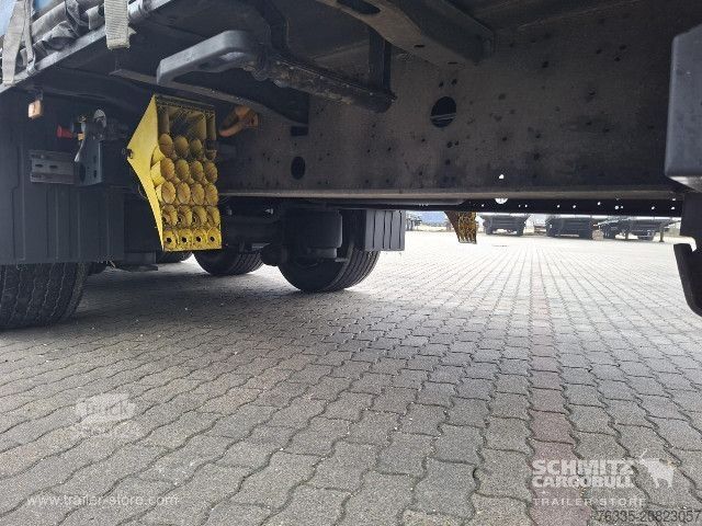 Otevřený návěs s plachtou Schmitz Cargobull Curtainsider Mega