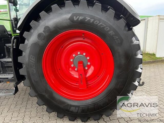 Traktor Fendt 724 VARIO GEN-7
