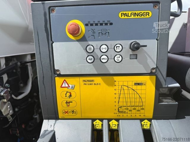 Пикап ван FUSO FUSO 6S15 Pritsche KRAN PALFINGER Auslegung 11 m