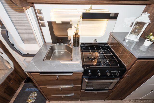 Lakókocsi FENDT DIAMANT 650 GDW inkl. XT4 und Batterie