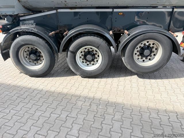 Standard nyergesvontató MERCEDES-BENZ Arocs 1848 SZM + Schwarzmüller