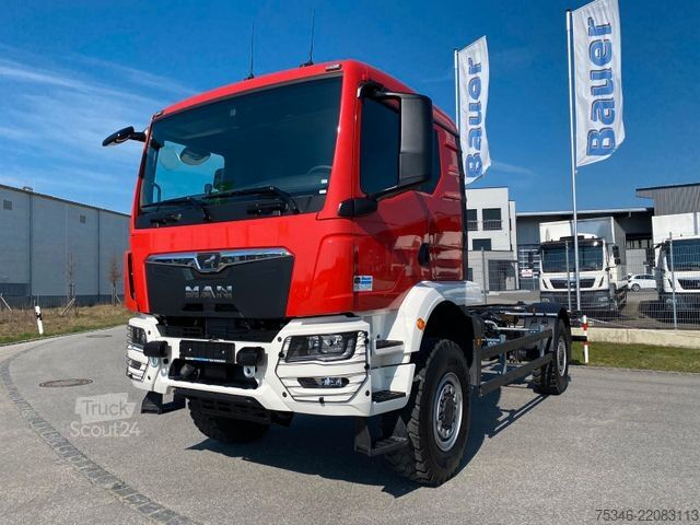 Šasija kamiona MAN TGM 18.250 4x4 BB/Fahrgestell/3-Sitze/Neu