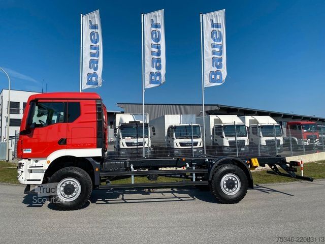 Šasija kamiona MAN TGM 18.250 4x4 BB/Fahrgestell/3-Sitze/Neu