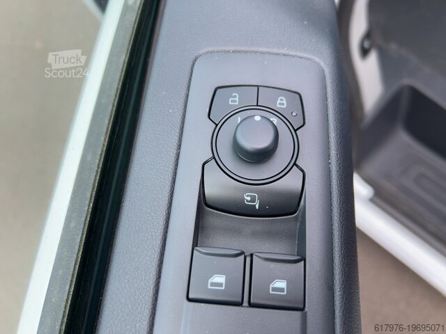 Fourgon tôlé FORD TRANSIT CUSTOM 320 L1 H1 Kasten LKW Trend 171 kW