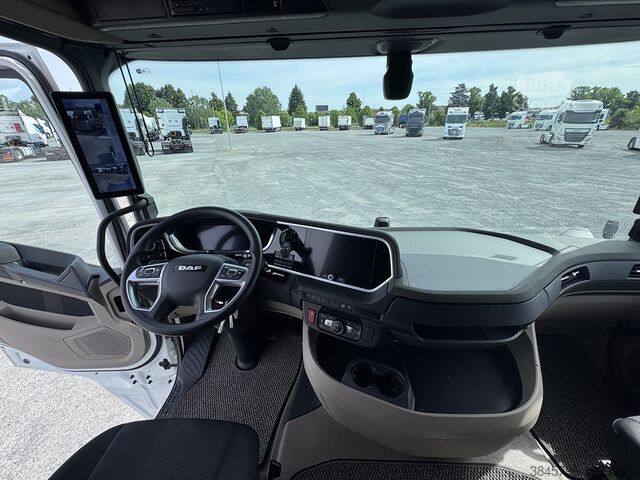 Tracteur routier standard DAF XG 480