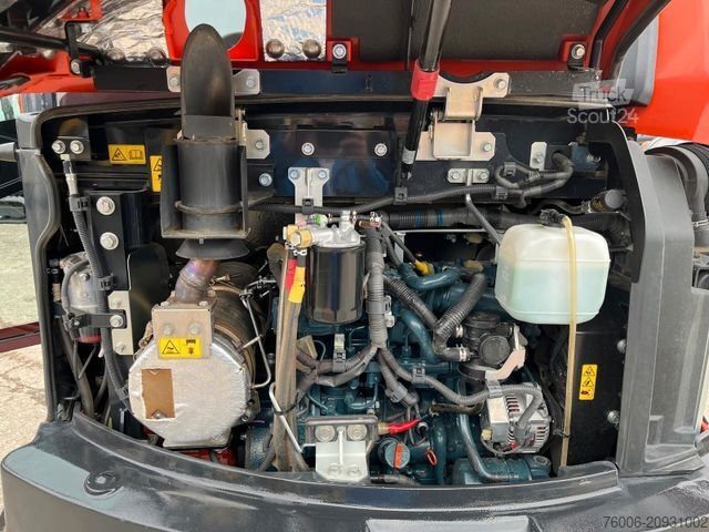 Mini-escavadora KUBOTA KX060-5