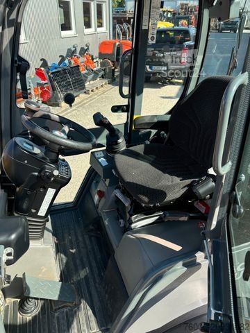 Kerekes rakodó WACKER WL 32