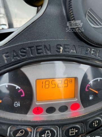 Mini-escavadora BOBCAT E35z