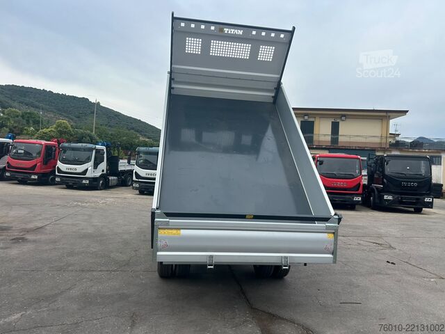 Furgone ribaltabile a tre lati Isuzu M27