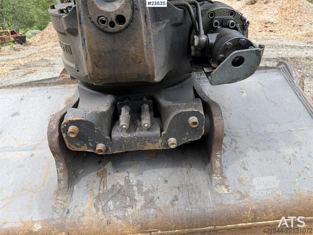Pelle sur chenilles Volvo ECR355EL excavator with bucket, rototilt, and GPS