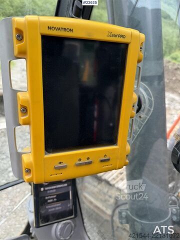 Pelle sur chenilles Volvo ECR355EL excavator with bucket, rototilt, and GPS