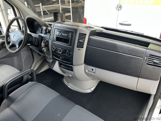 Kamion za otkači Mercedes-Benz Sprinter 210 2.2 CDI 325 Automaat Veegvuilkippe...