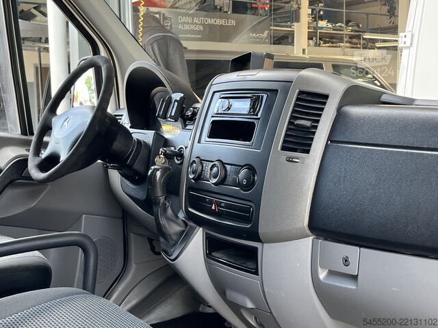 Самосвал Mercedes-Benz Sprinter 210 2.2 CDI 325 Automaat Veegvuilkippe...