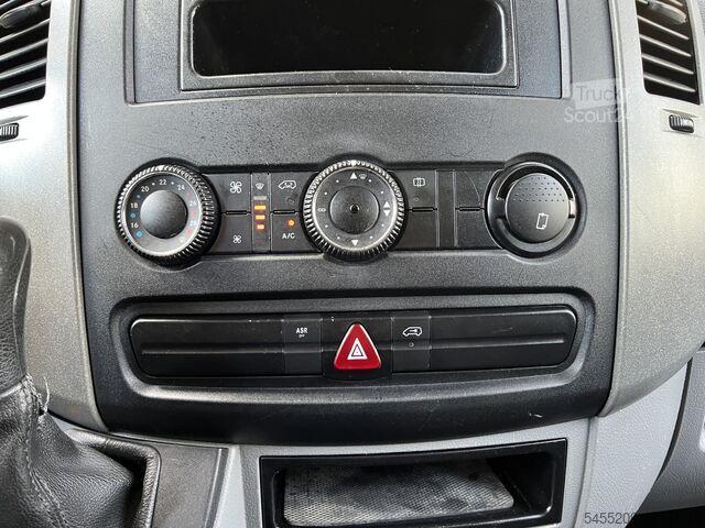 Самосвал Mercedes-Benz Sprinter 210 2.2 CDI 325 Automaat Veegvuilkippe...