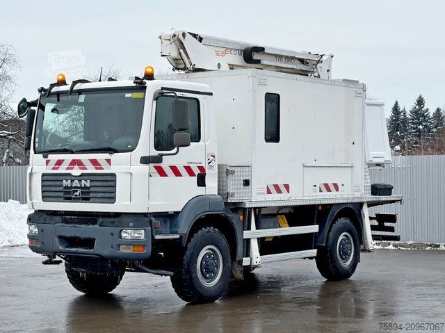 Uz kravas automobiļa uzstādīta darba platforma MAN TGM 13.240* Hubarbeitsbühne *COMILEV EN 170 TPC