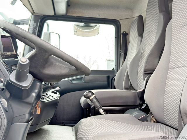 Uz kravas automobiļa uzstādīta darba platforma MAN TGM 13.240* Hubarbeitsbühne *COMILEV EN 170 TPC