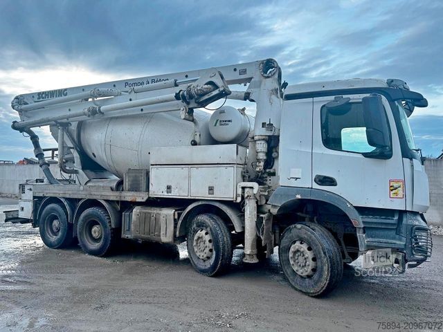 Beton pompası kamyonu MERCEDES-BENZ AROCS 13.240 * Betonpumpe + FUNK * 8x4 * TOP