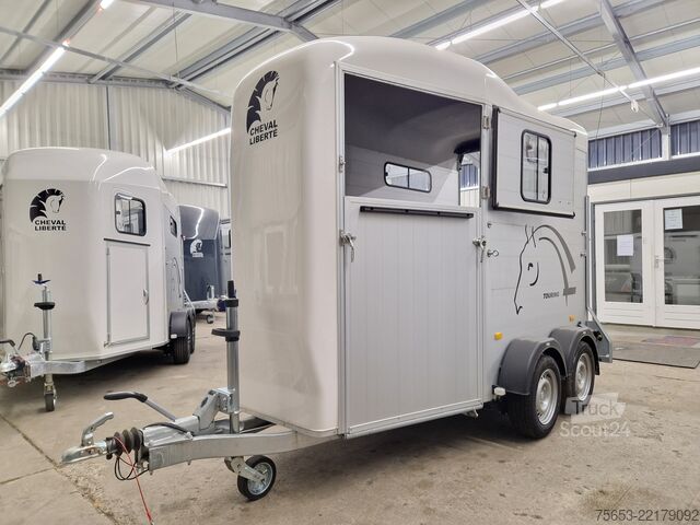 Hestetrailer Cheval Liberté Touring One single Horse Trailer Frontexit 1600kg Pullman brandnew