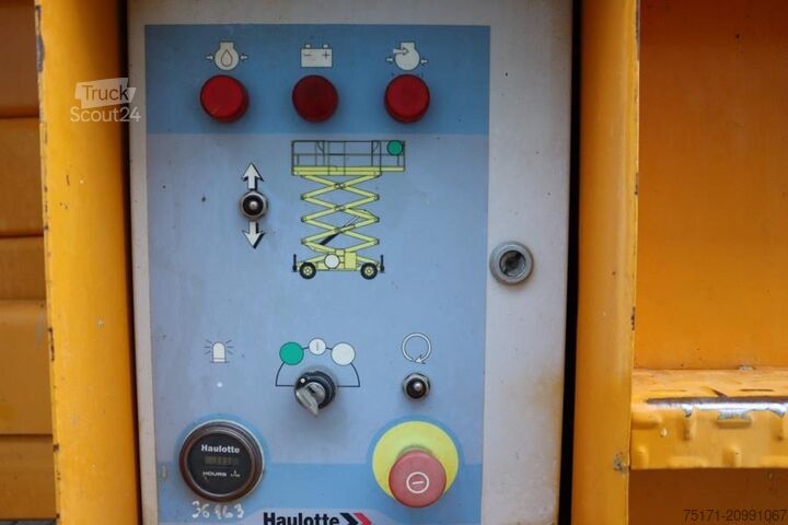 Pont élévateur à ciseaux Haulotte H15SXL Diesel, 4x4 Drive, 15m Working Height, 500k